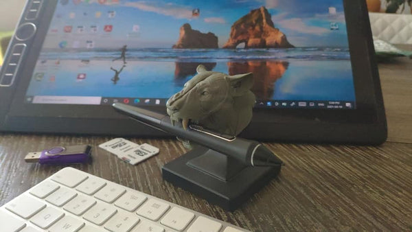 Lion Anatomy Model open-mouth "Roar" head (also works great as a pend holder!)